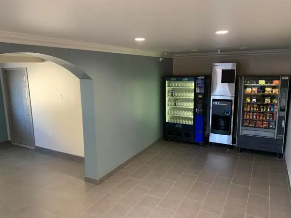 Industry Inn & Suites 9